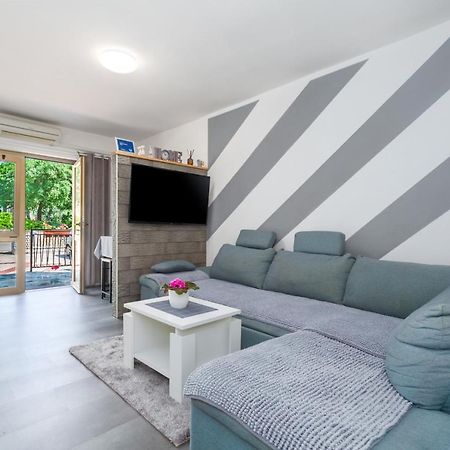 Apartment 50 Shades Of Grey بوريتش المظهر الخارجي الصورة