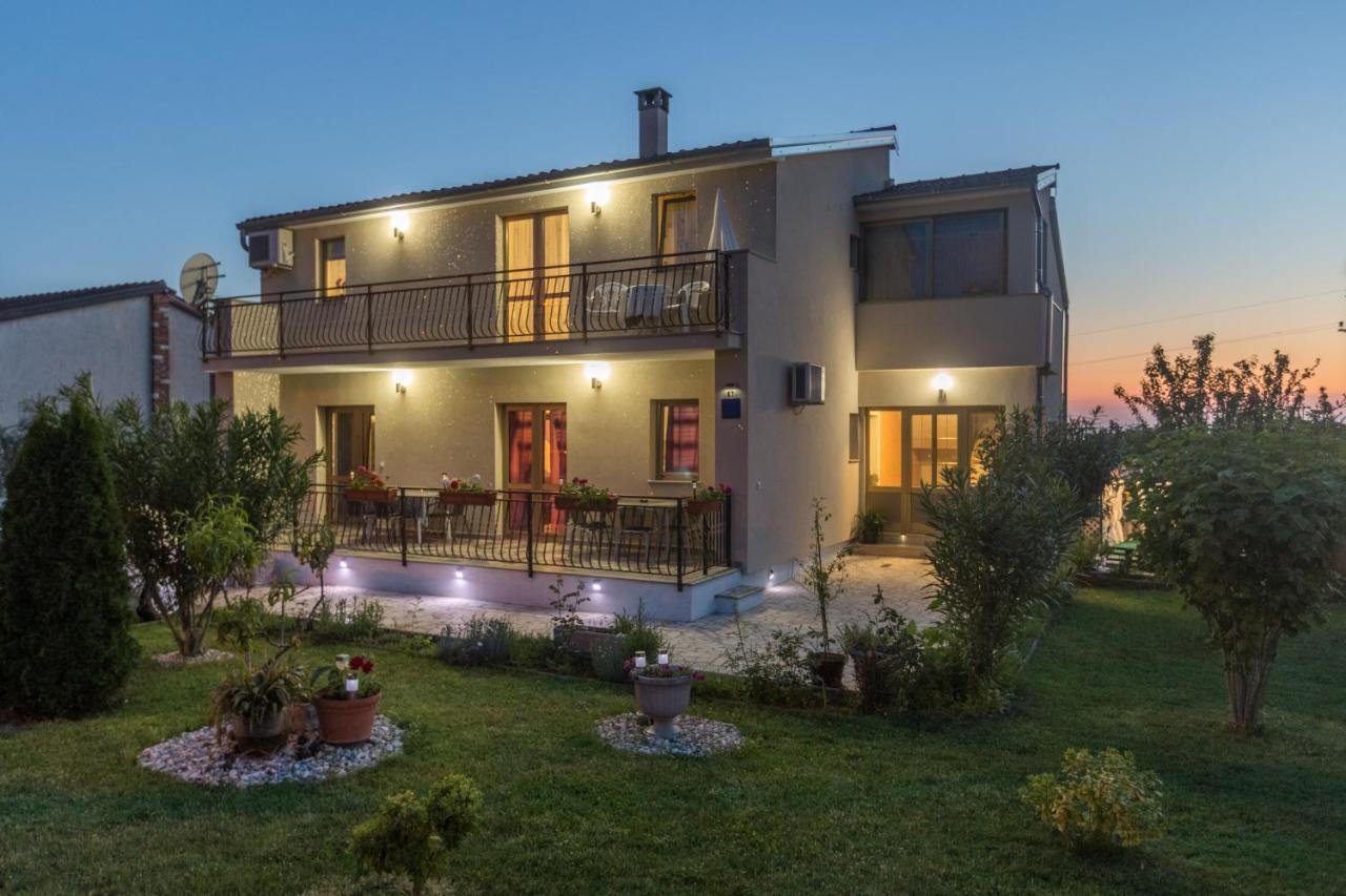 Apartment 50 Shades Of Grey بوريتش المظهر الخارجي الصورة