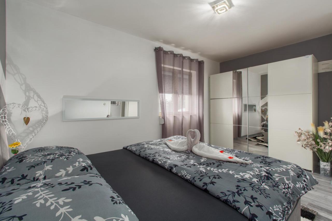 Apartment 50 Shades Of Grey بوريتش المظهر الخارجي الصورة